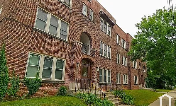 1 bed, 750 sqft, $900 — Photo 2