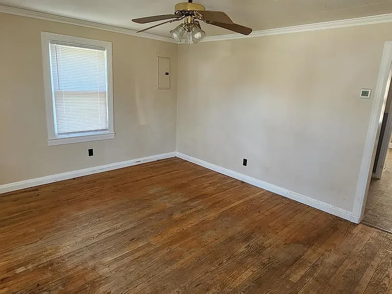 314 Martin Ave — Photo 9