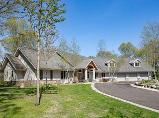 11 N Mallard Rd, North Oaks, MN 55127