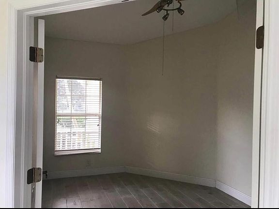 4th image of 10211 Perthshire Cir