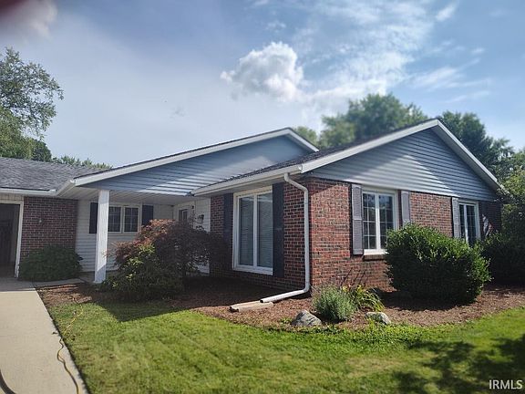 2nd image of 2609 W Palisades Pkwy