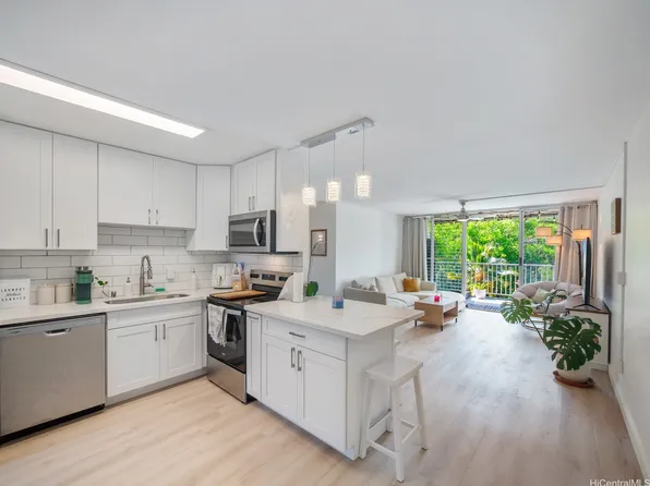 95-2035 Waikalani Pl APT B306, Mililani, HI 96789