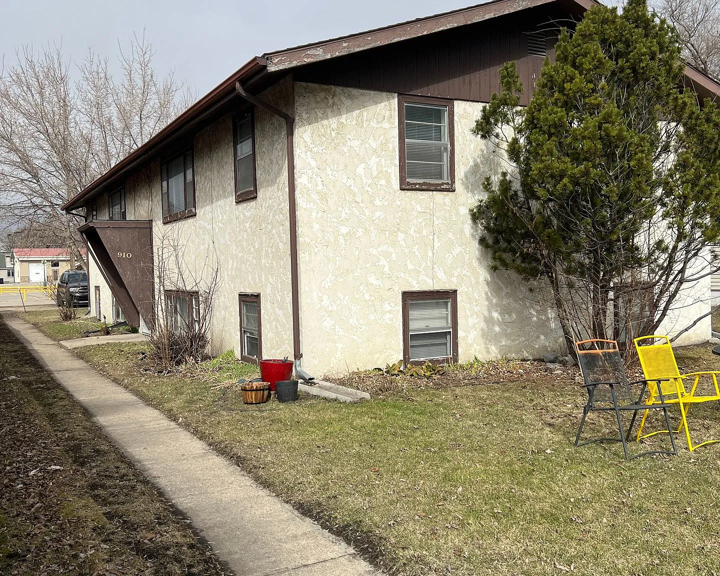 4 plex-910 S. 12th St. — Photo 3