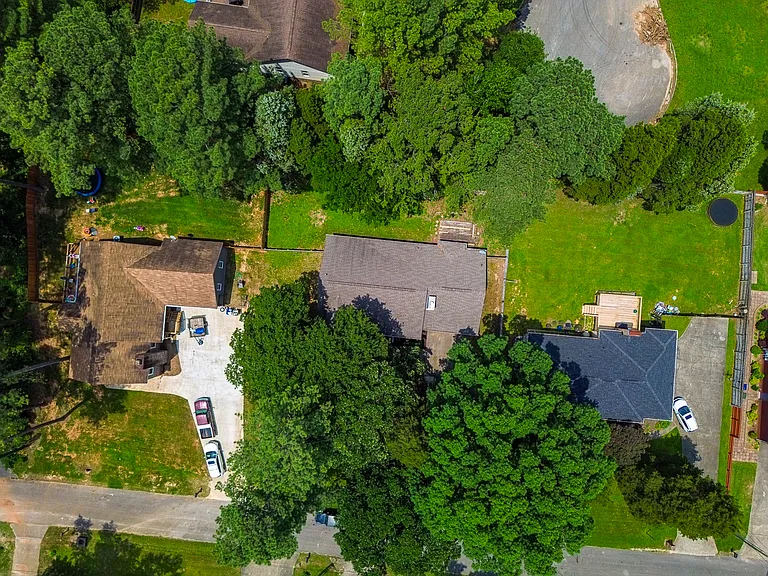 157 Greenwood Dr — Photo 40