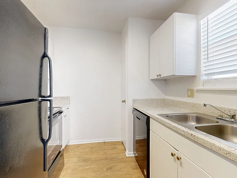 Addison Apartments at the Park — Photo 188