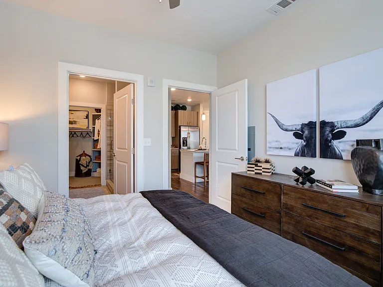 Overture Albuquerque 55+ Active Adult Apartment Homes — Photo 31