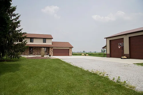 14907 Rohman Rd Photo 1