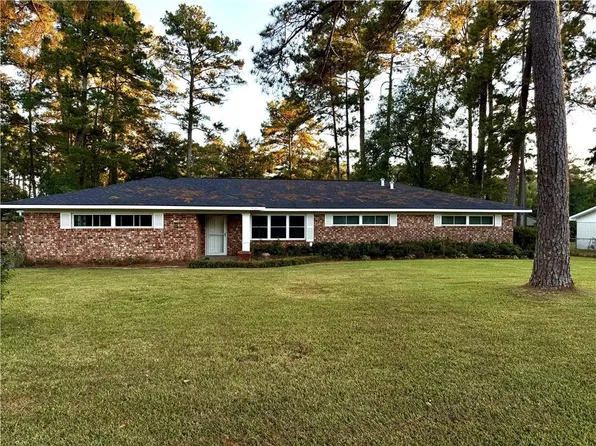 128 Anna Ln, Pineville, LA 71360
