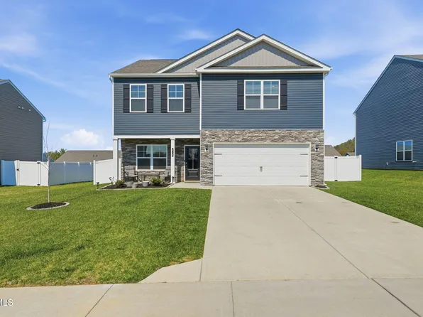 816 Magnolia Ridge Dr, Blountville, TN 37617