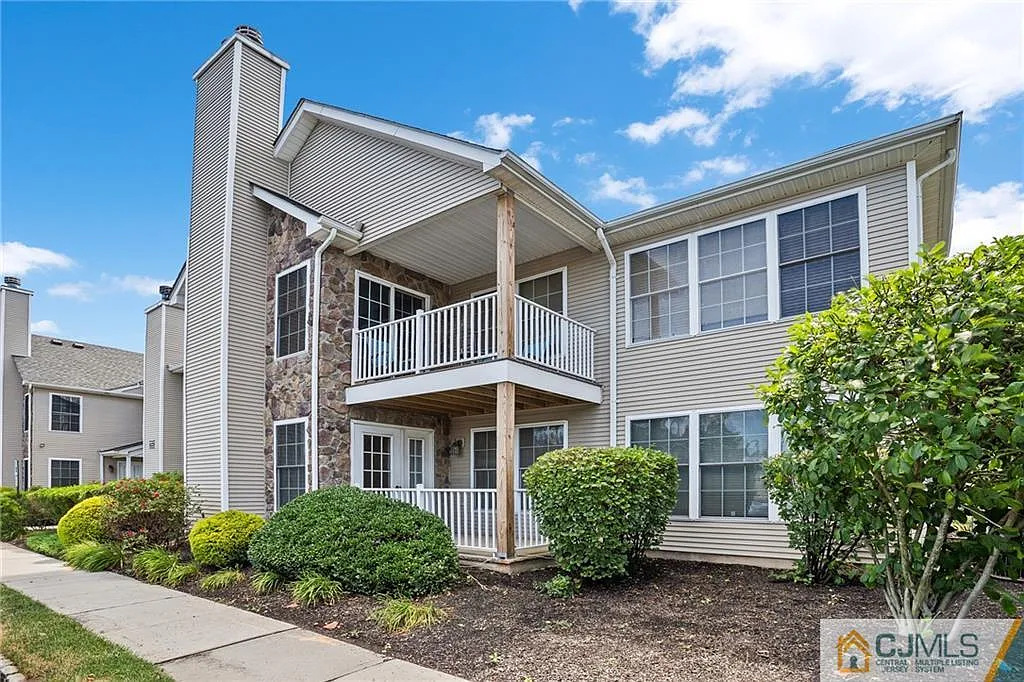 2 bed, 1200 sqft, $2,750 — Photo 1