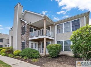 27 Lackland Ave, Piscataway, NJ 08854