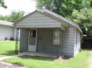 1230 N Osage St, Augusta, KS 67010