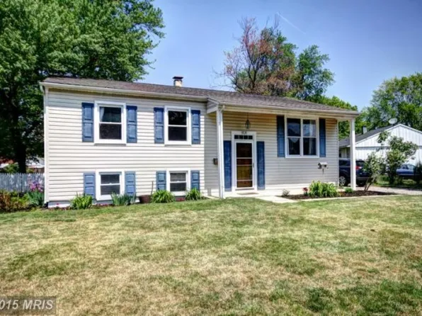 808 Scott Cir, Glen Burnie, MD 21060