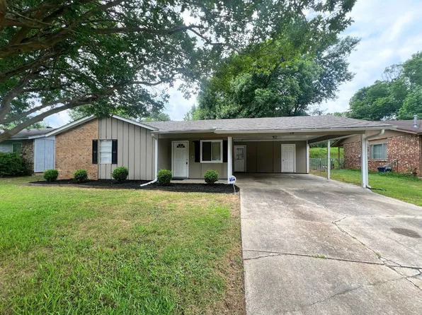 16 Brookway Ln, North Little Rock, AR 72120