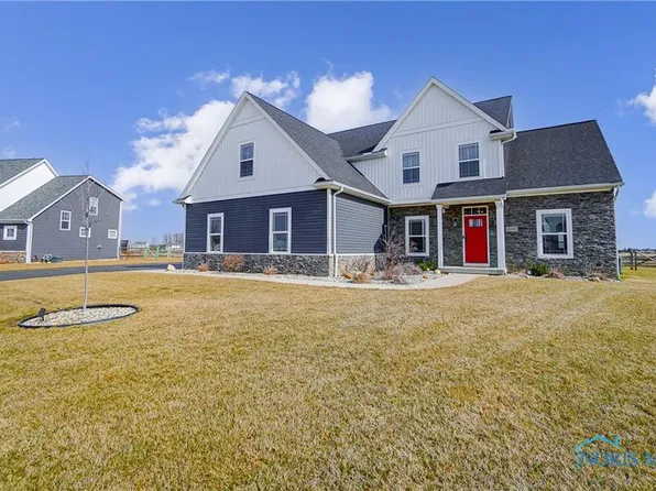 6300 Glen Gary Woods, Waterville, OH 43566