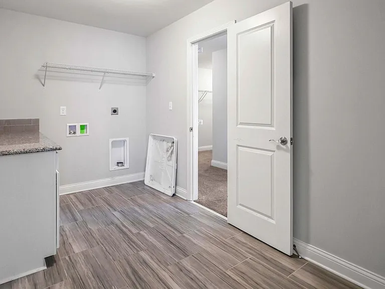 4155 Sperling Dr — Photo 20
