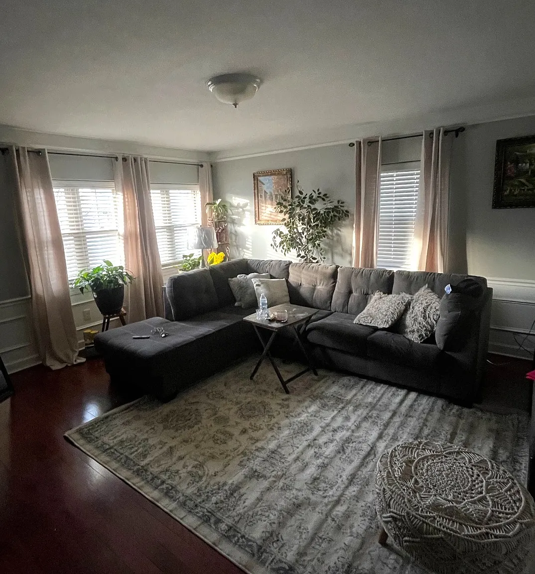 3 bed, 1600 sqft, $1,900 — Photo 3