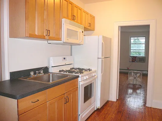 Rented by Brooklyn Heights Real Estate Inc | media 11