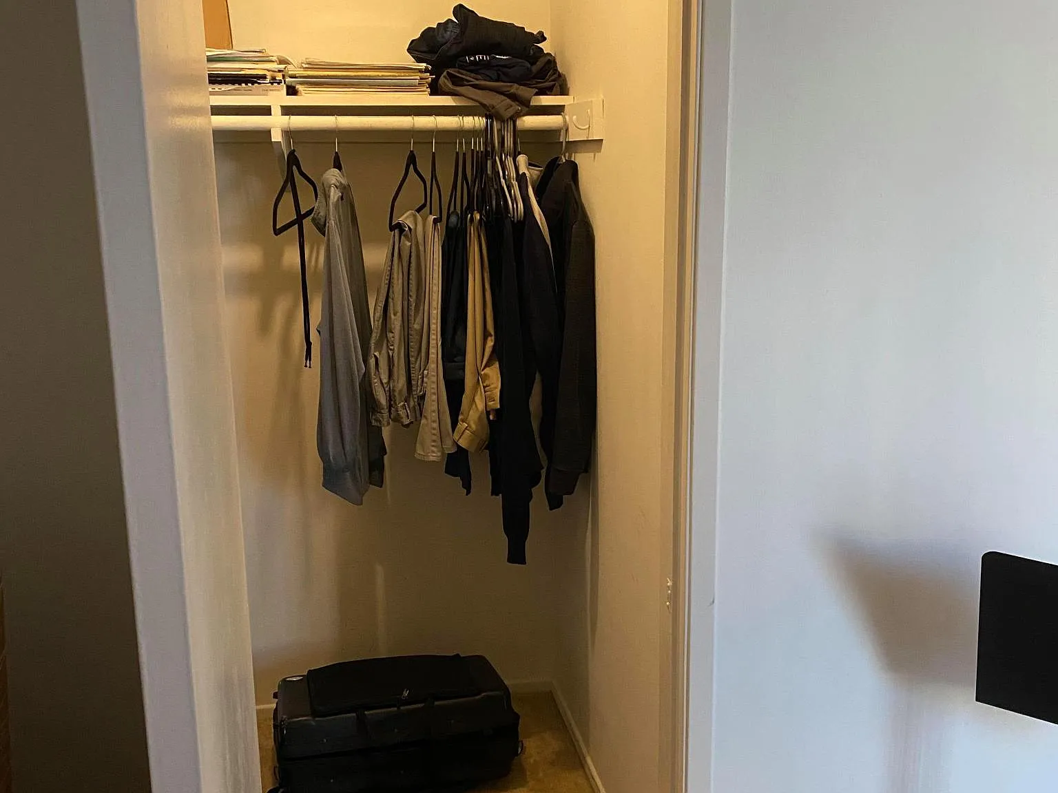 2 bed, 10000 sqft, $1,225 — Photo 2