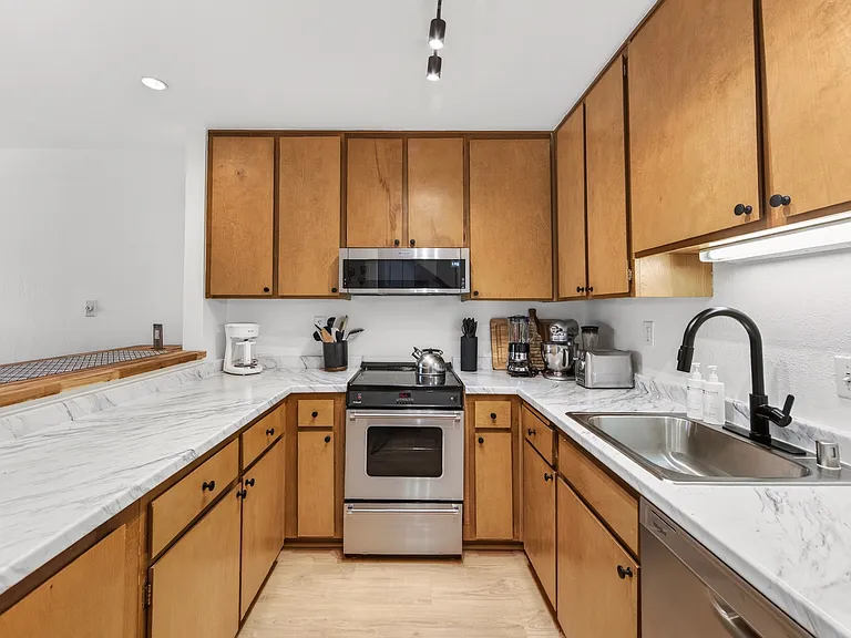 5101 N Lake Blvd #108 — Photo 15