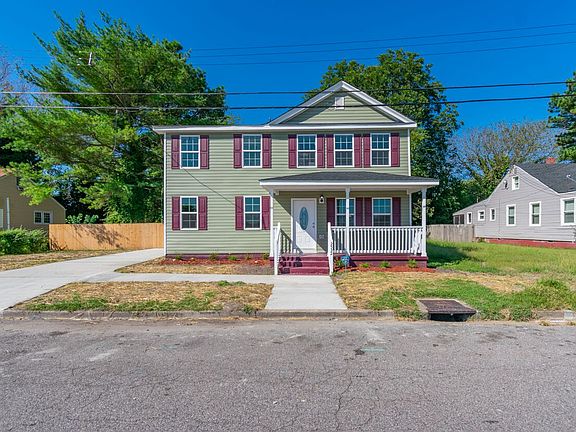 3rd image of 2532 Graham St