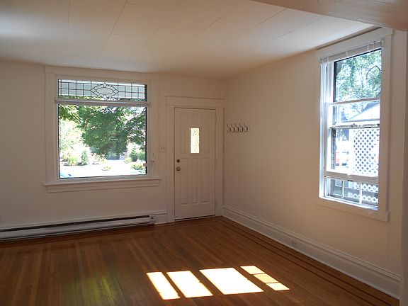 2nd image of 1705 W 1st Ave #1