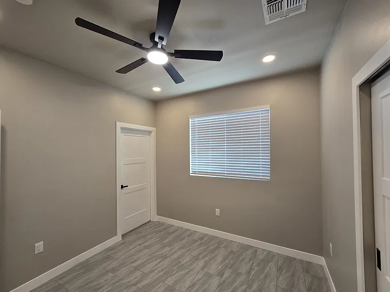 1325 W Speedway Blvd #2 — Photo 9