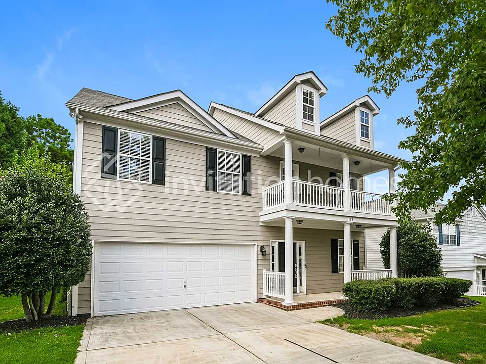 128 Cloister Ln