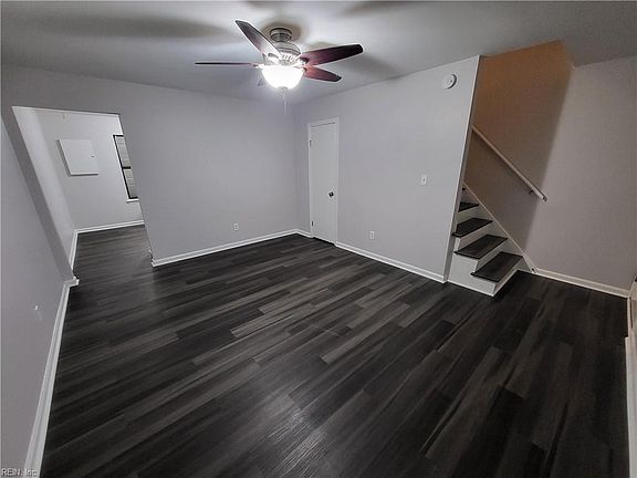 5th image of 6209 Geneva Way #A