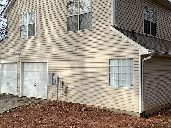 2nd image of 20 Heathridge Dr
