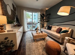 3400 SW 24th St #A2, Miami, FL 33145