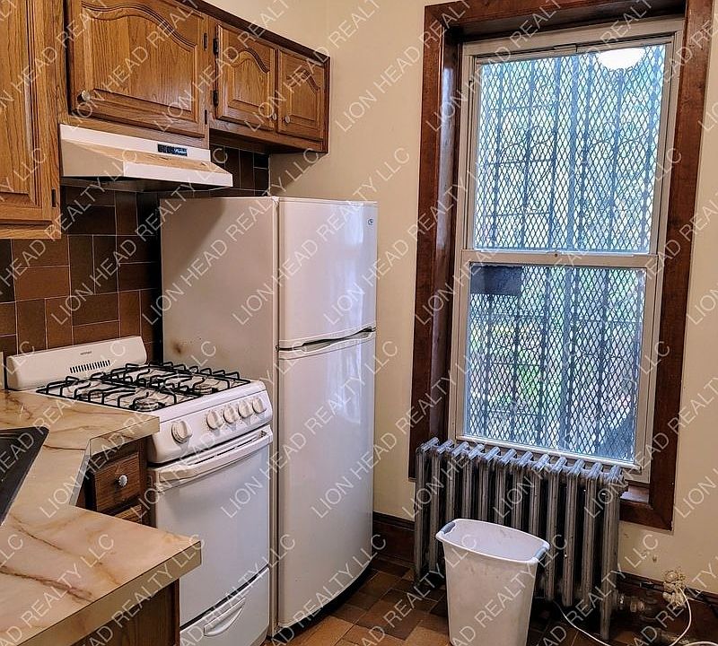 1st image of 334 12th St #2