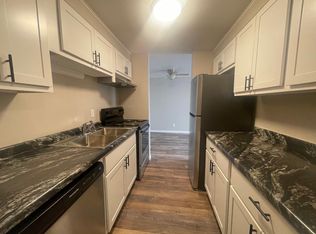 1120 Ann St APT 13, Madison, WI 53713