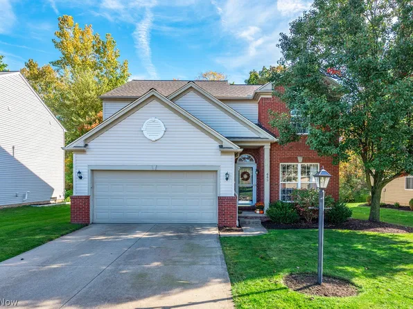 665 Oxford Dr, Broadview Heights, OH 44147
