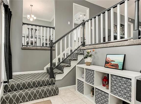 2nd image of 4810 Wedd St