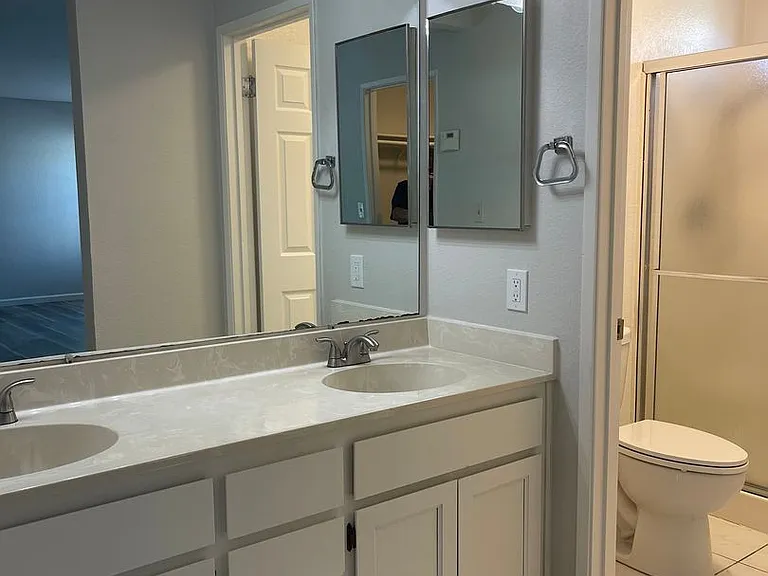 2700 Bluebell Cir — Photo 22
