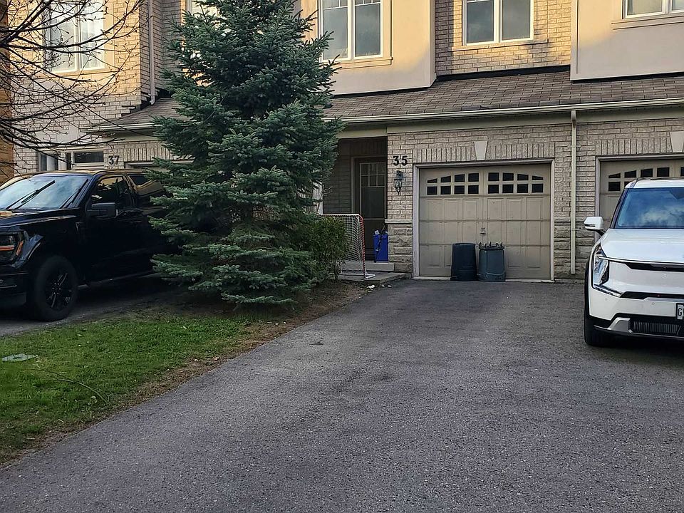 1st image of 35 Elihof Dr