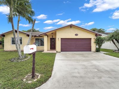 9510 NW 83rd St, Tamarac, FL, 33321
