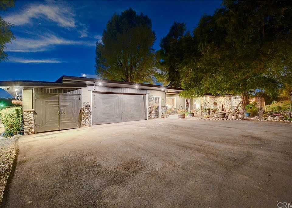 1st image of 20541 E Via Verde St