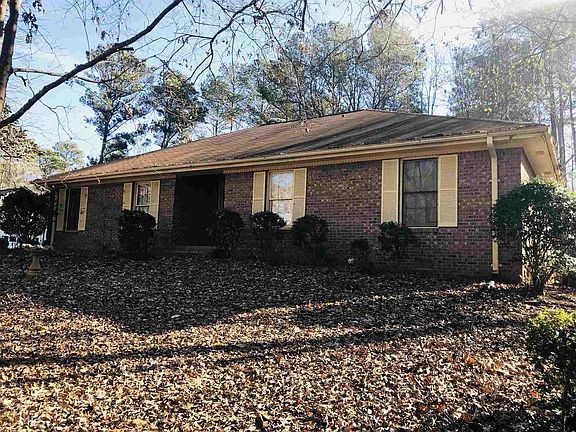 2nd image of 4800 Kensington Ln SE