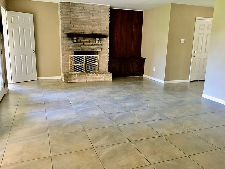 7410 Frostview Ln — Photo 7