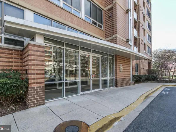 350 G St SW APT N415, Washington, DC 20024