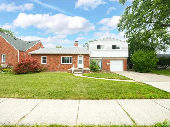 17197 Forest Ave, Eastpointe, MI 48021