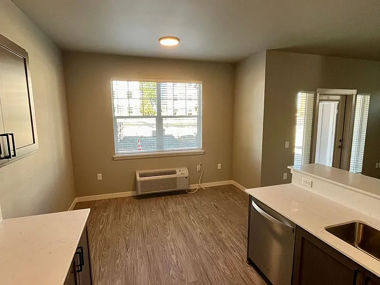 Introducing Dry Canyon Redmond's newest Luxury Apartments — Photo 59
