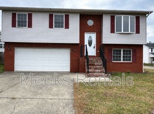 22 Countryview Est, Winfield, WV 25213