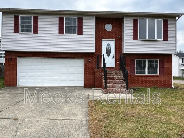 22 Countryview Est, Winfield, WV 25213