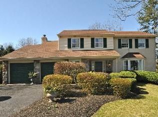 3 Pin Oak Ln, Horsham, PA 19044