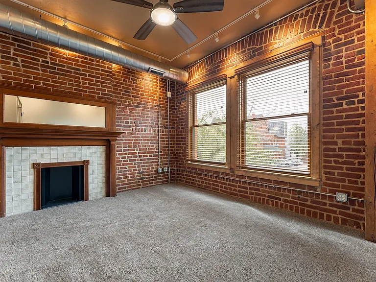 1128 N Grant St #200 — Photo 26