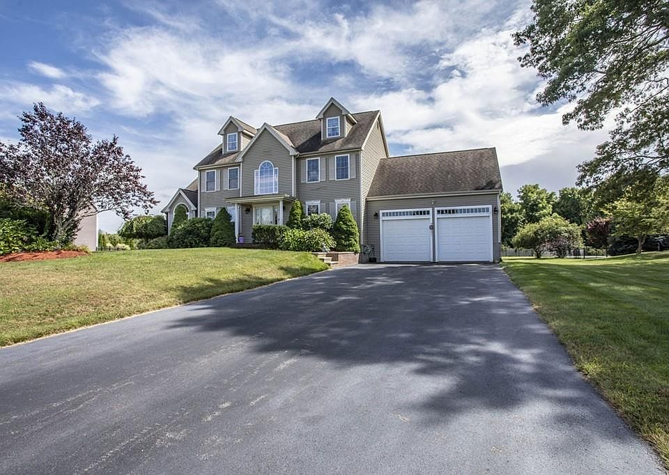 14 Copper Beech Cir, West Bridgewater, MA 02379 Zillow