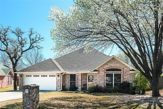 1st image of 2620 Briargrove Dr